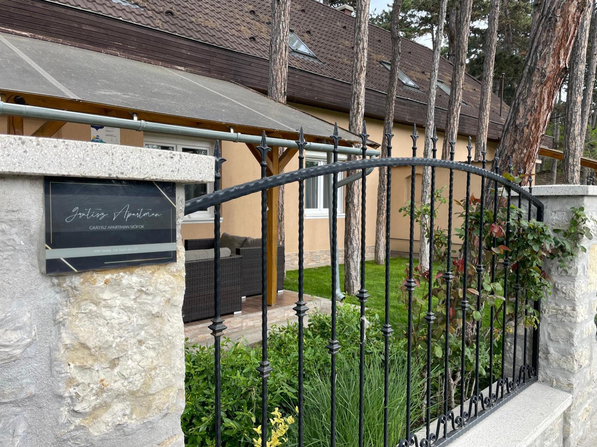 Grátisz Apartman Siófok Exterior foto